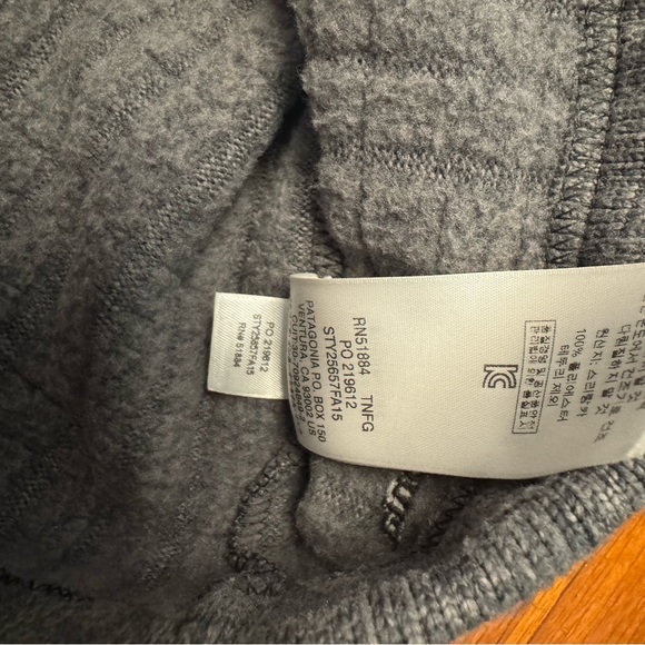 Patagonia Women's Gray Jacket - Picture 3 of 13